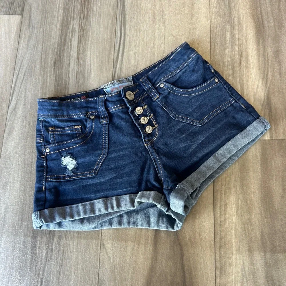 Hot Kiss Womens Dark Wash Get The Lift Button Fly Cuffed Denim Shorts Size 3